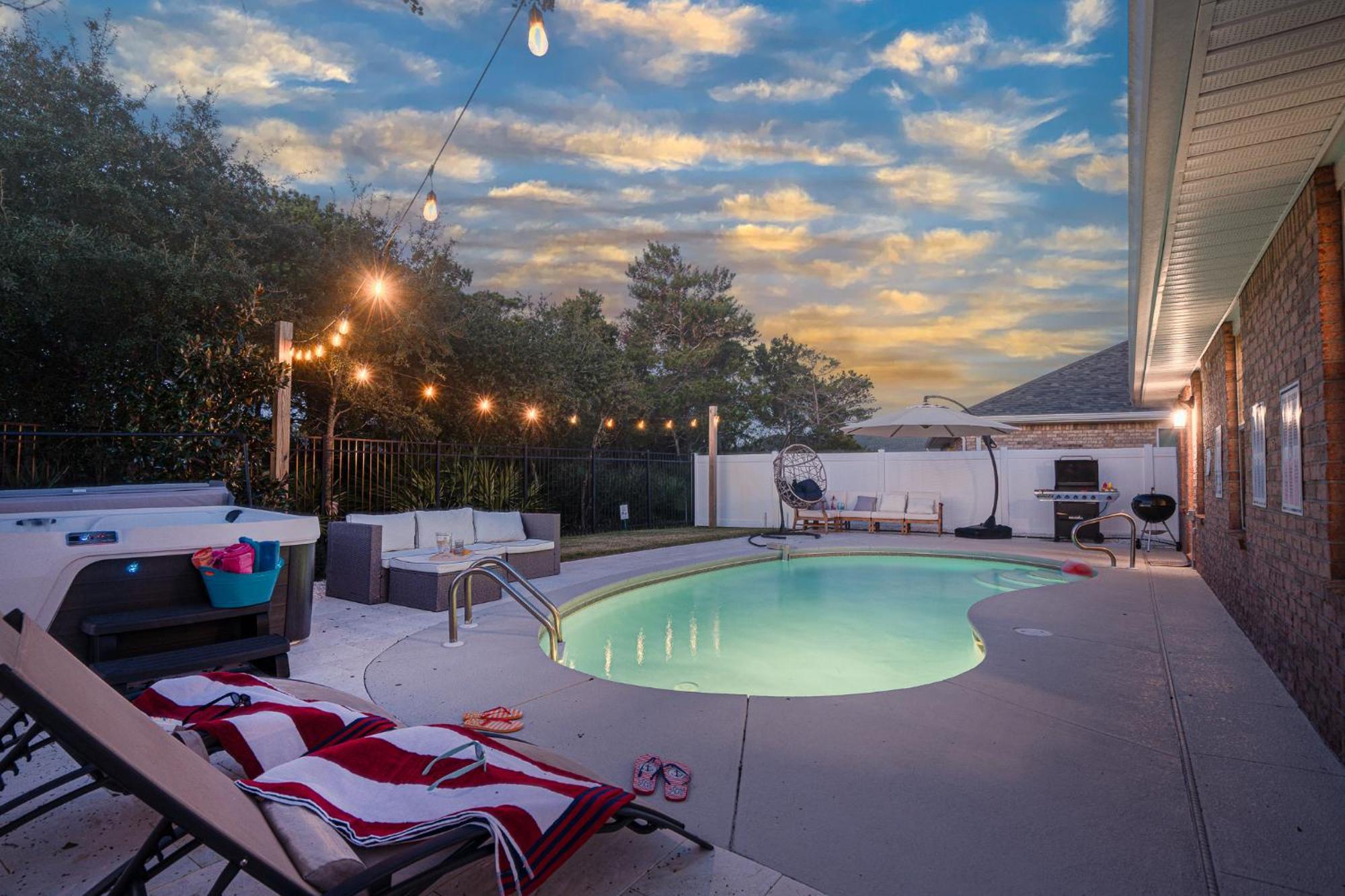 Heated Pool And Golf Cart, Walk To Beach! Best Deal! Destin Dış mekan fotoğraf